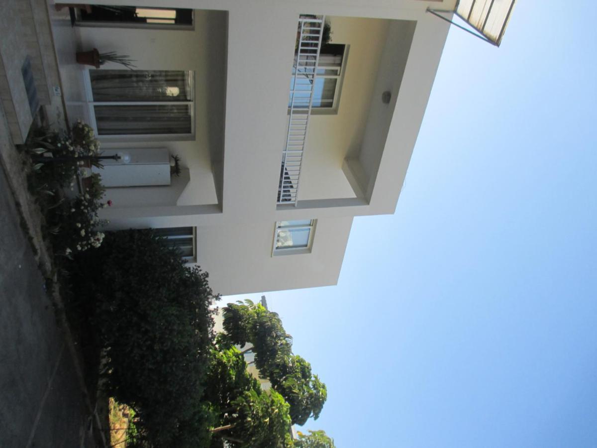 Zoe'S Court Apart otel Klorakas Dış mekan fotoğraf