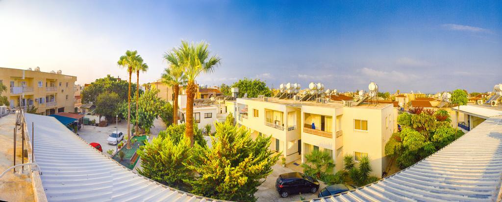 Zoe'S Court Apart otel Klorakas Dış mekan fotoğraf